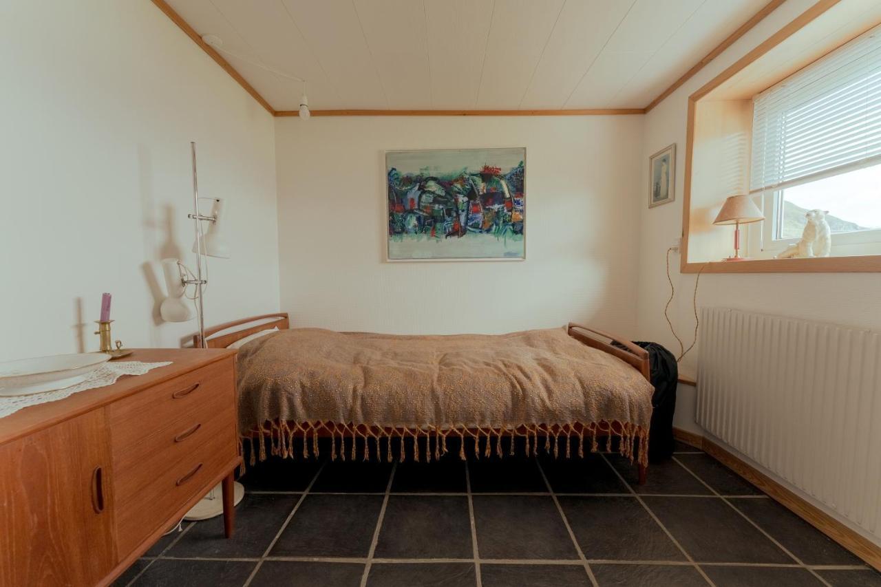 Lovely 4-Br House / Sea View / Nature Oyndarfjordur 외부 사진
